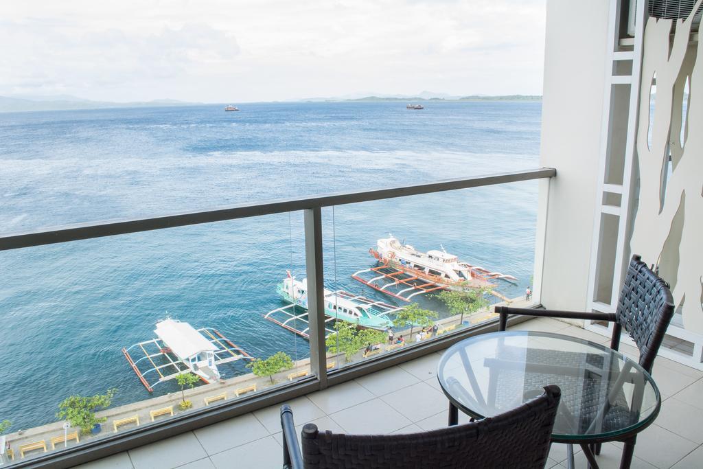 Hotel Tavern Surigao Exterior photo