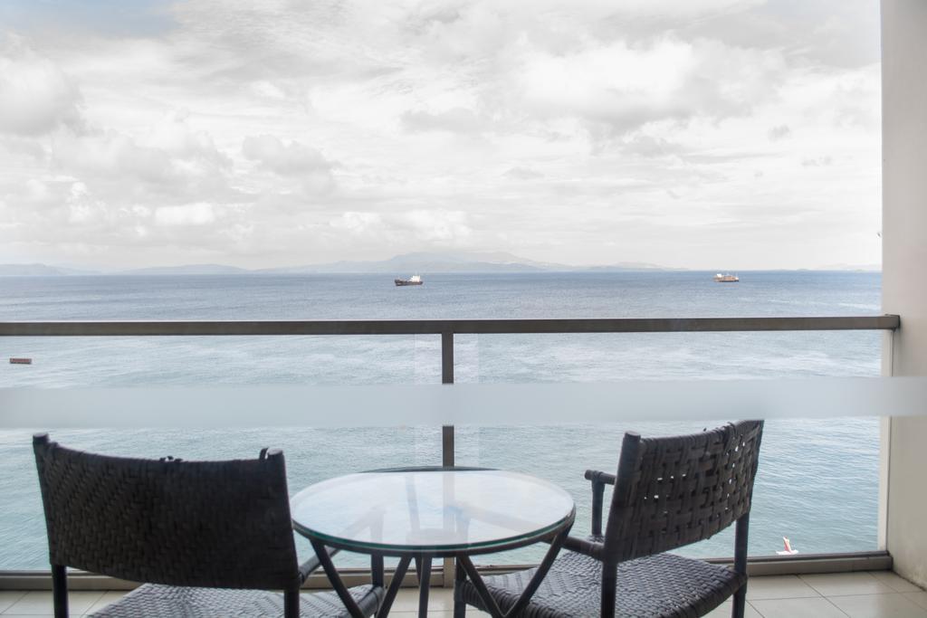 Hotel Tavern Surigao Exterior photo