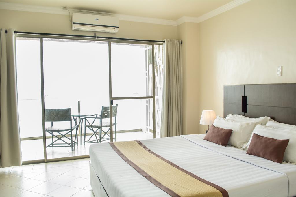 Hotel Tavern Surigao Exterior photo