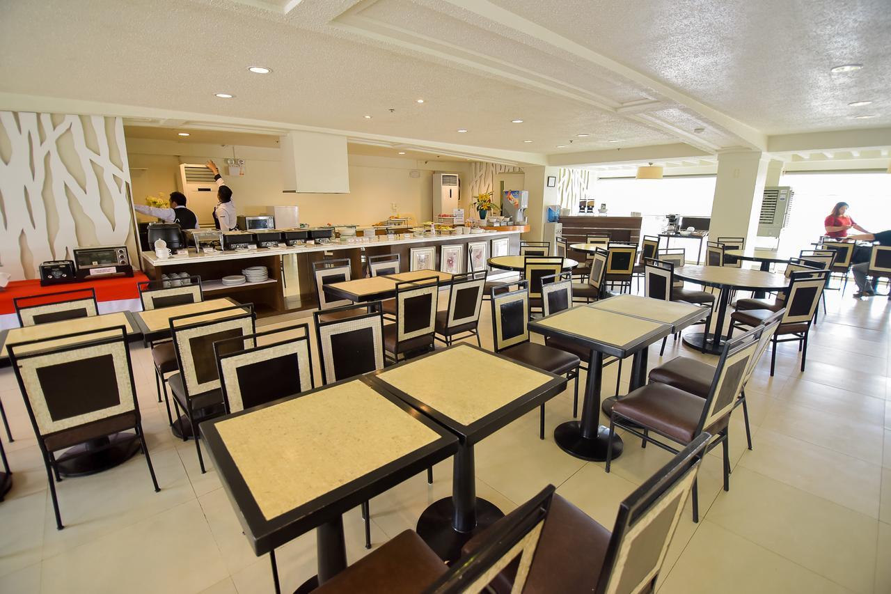 Hotel Tavern Surigao Exterior photo